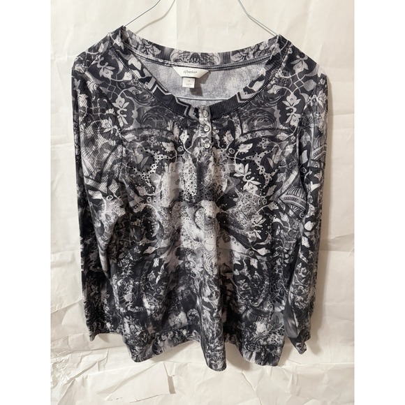 Abstract Tops - CJ Banks long sleeve top featuring a black and white abstract Size 1x